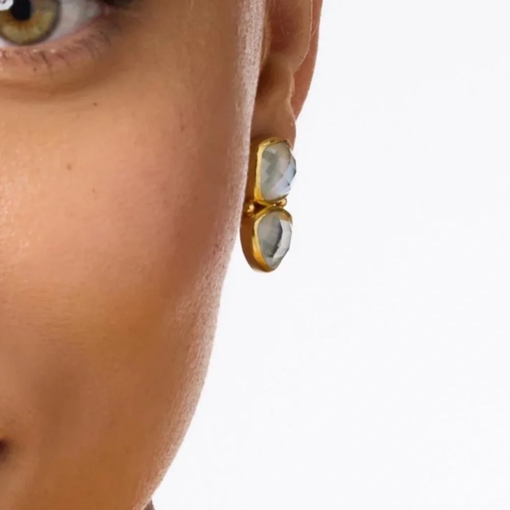 JULIE VOS • Aquitaine MIDI Earrings Iridescent Rose Vault